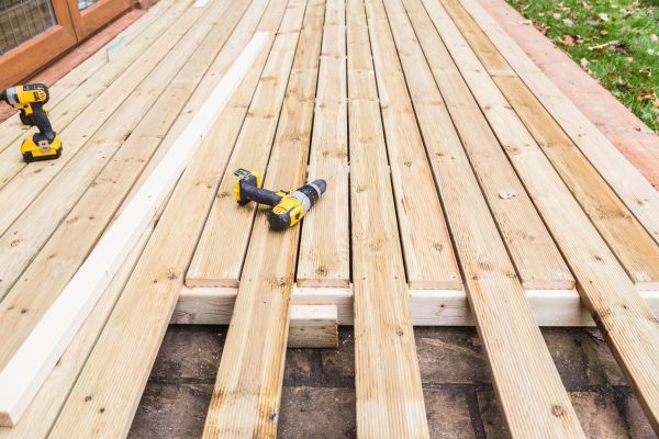 Cost of Damaged Deck Boards Repair in Kansas City