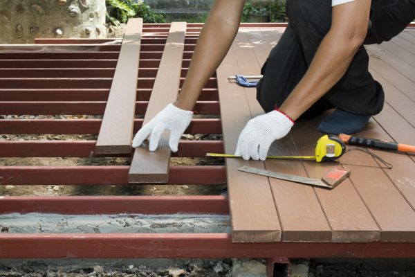 Cost of Custom Deck Installation in Kansas City