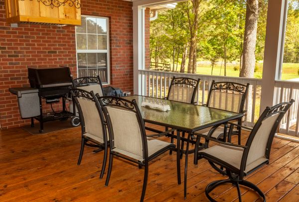 Cost of Residential Deck Installation in Kansas City
